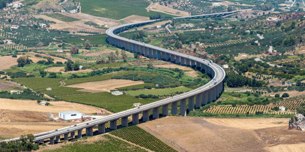 Inspección industrial con drones para Control de estructuras en Granada