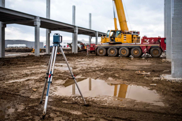 Ingeniería Topográfica · Topógrafos Servicios Topográficos y Geomáticos Baza